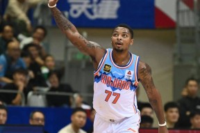 萨克拉门托国王训练开放日；转会期主帅复盘引欢呼；CBA季后赛在即；阵容厚度经受考验的简单介绍-九游体育APP