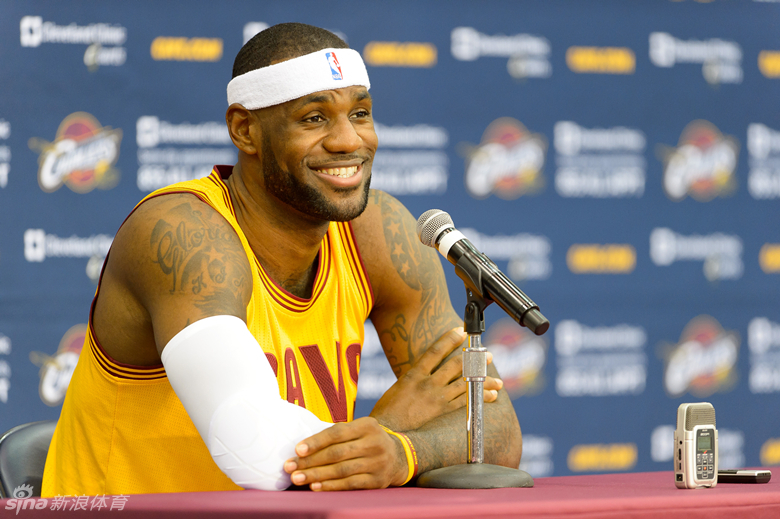 克里夫兰骑士发布备战花絮，赛后远射贴柱，足总杯任务艰巨，医务组通报恢复